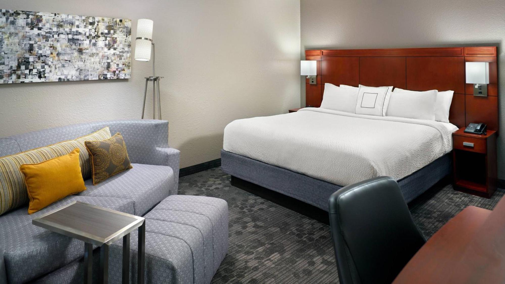 Courtyard By Marriott Macon Hotel Exterior photo