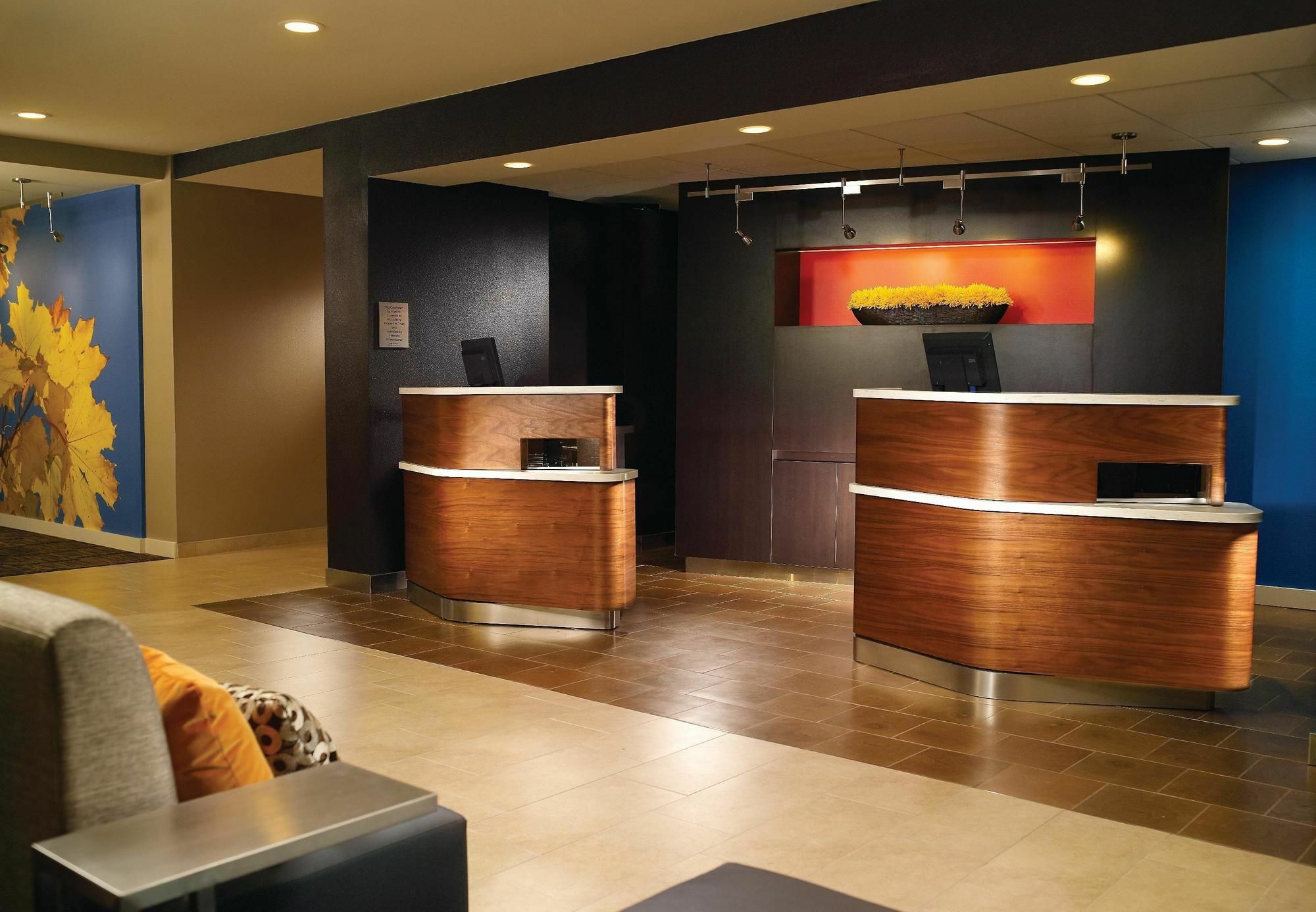 Courtyard By Marriott Macon Hotel Exterior photo
